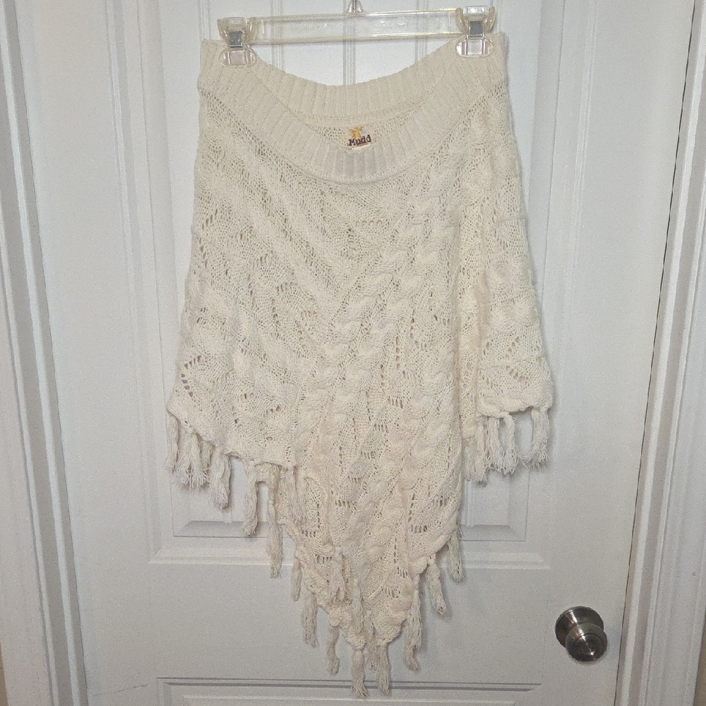 Cream Knitted Tassel Poncho Sweater - Picture 3 of 6